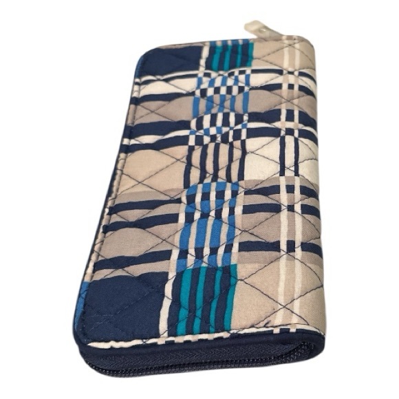 Vera Bradley RFID Zip-Around Wallet Quilted Blue Plaid - Picture 3 of 7